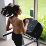 Horizon Fitness TR5.0 AtZone Treadmill and Protective Floor Mat - Image 7
