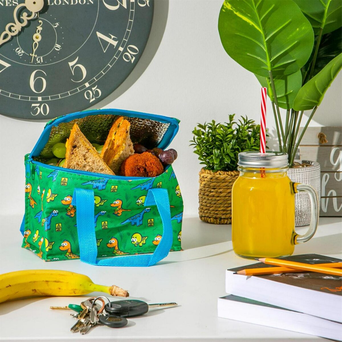 Insulated Lunch Bag f63d2b2c58b3638c34f23d2a119840e1