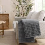 Jennifer Adams Luxe Reversible Throw Collection 152 x 178 cm, in 3 styles - Image 2