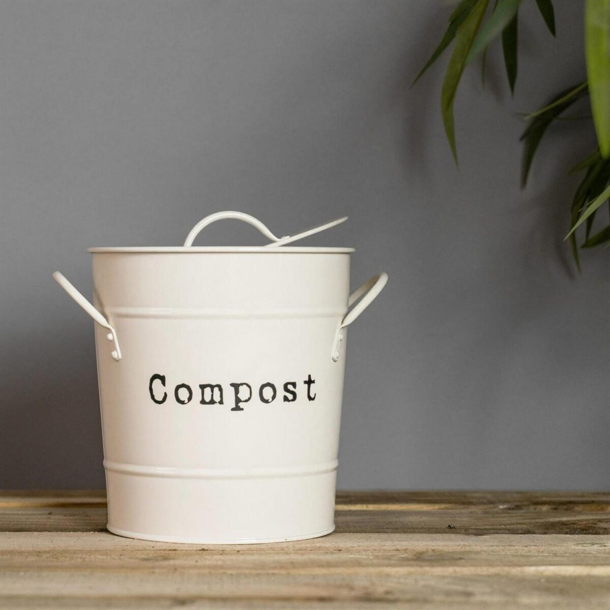 Kitchen Compost Bin 7d820cfd048eb0e0f7dfe8e023ad8b44