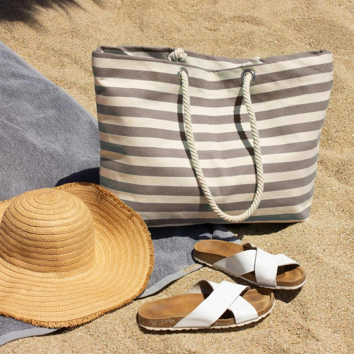 Large Striped Canvas 48e12dae750bb686094d2da061bd52b1