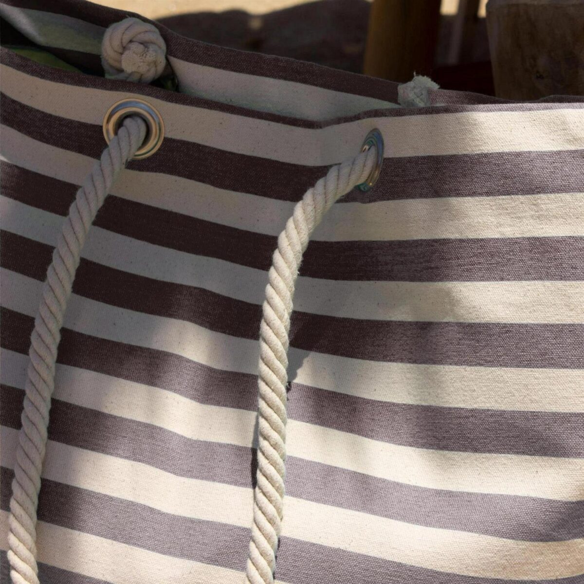 Large Striped Canvas 5b432be8a0ba91b090fa1aa022842257
