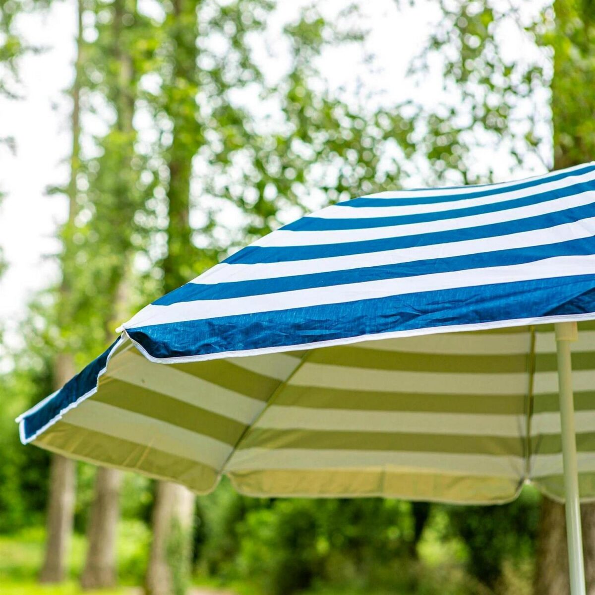 Metal Beach Parasol cb5f0f8a2eeb9d71e64159f75acbe908