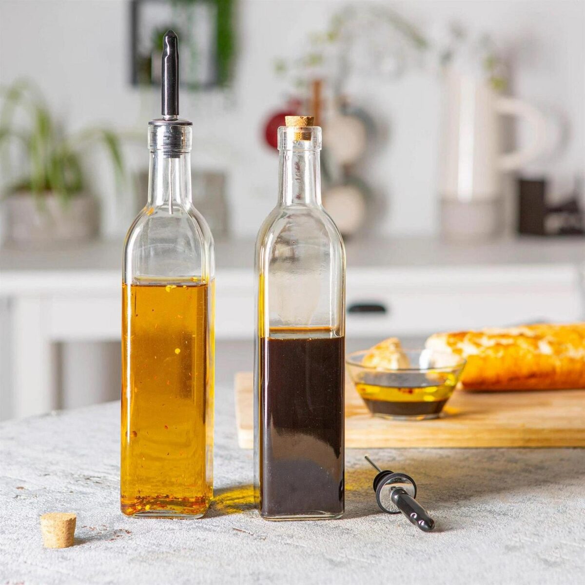 Olive Oil Pourer Bottle with Cork Lid Kitchen Vinegar Drizzler Dispenser 500ml - Image 7