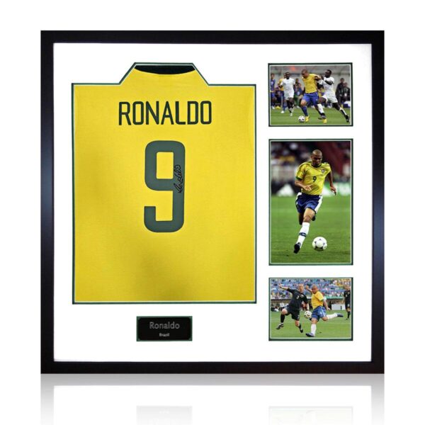Ronaldo Signed Brazi af600244bc0624eb74e78594b5844276