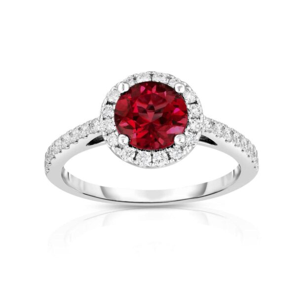 Round Cut Garnet and e5c50c5d0247ebb90433044bf35ff170
