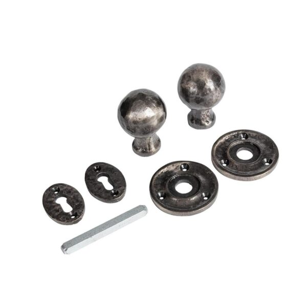 Round Rim and Mortic 1e978c485186d1e829e6fbe1eed7c6db