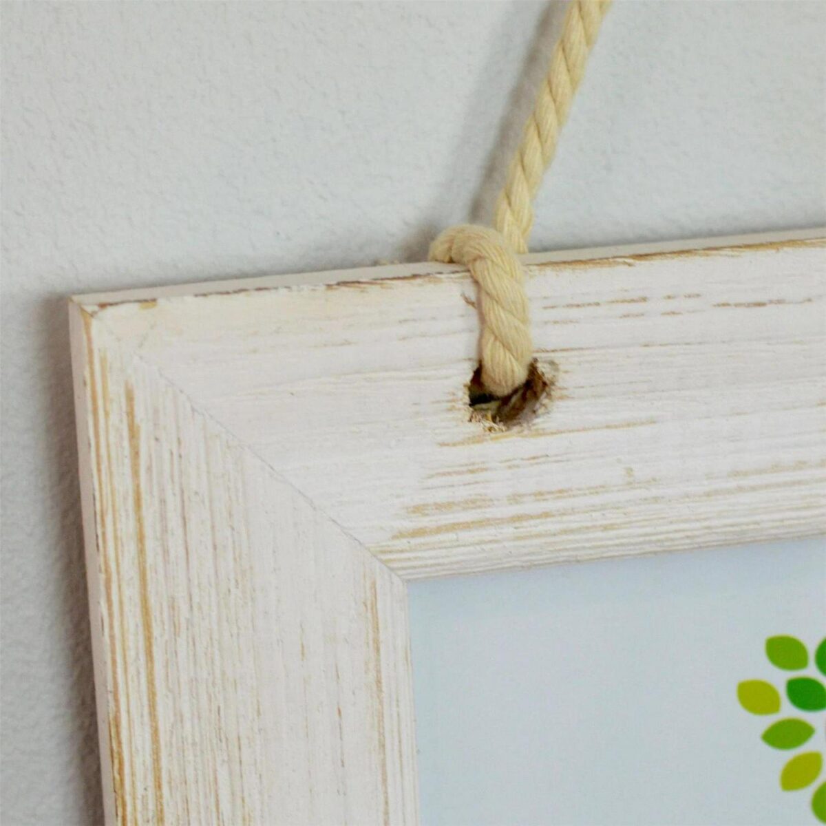 Rustic Wooden Hangin 2f772314165fad4b820e5a6048997b57