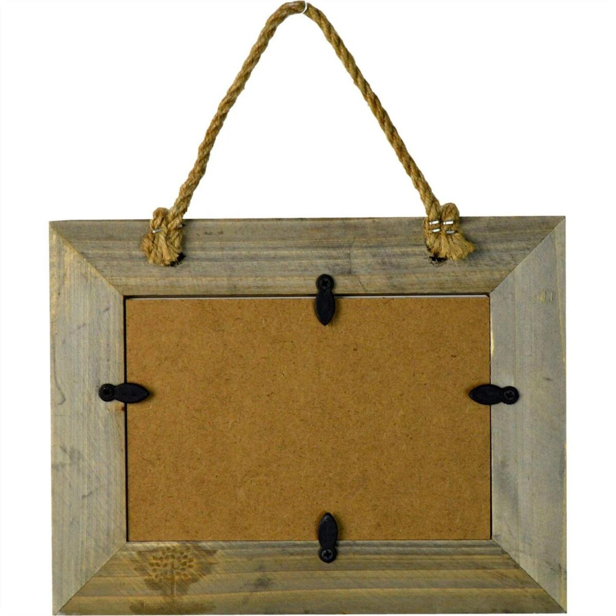 Rustic Wooden Hangin e6dbe398c93245985067492ab0192d33