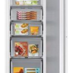 SAMSUNG SpaceMax BRZ22720EWW/EU Integrated Tall Freezer - Fixed Hinge