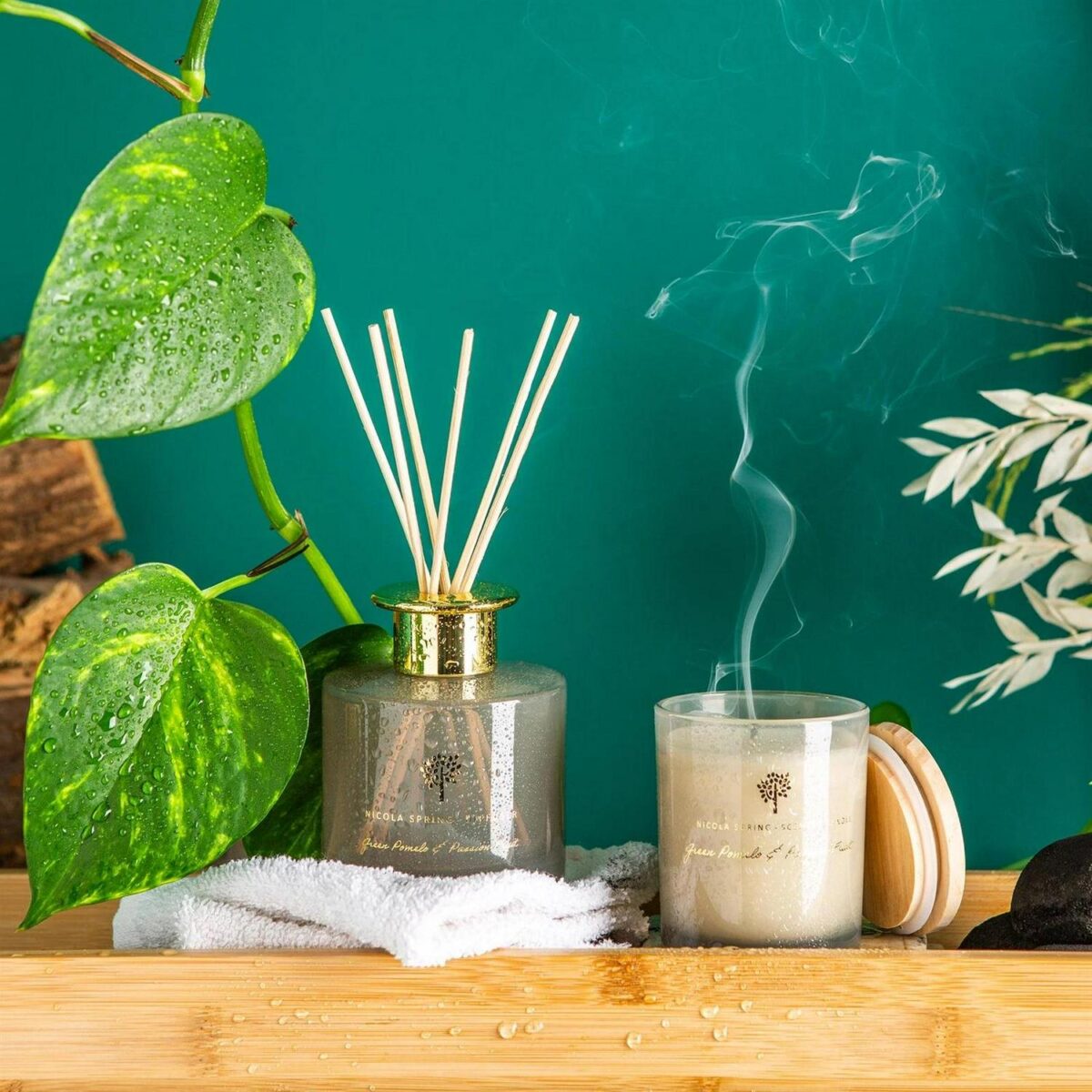 Soy Wax Scented Candle Gift 21hr Burn 130g Green Pomelo and Passion Fruit - Image 7
