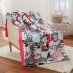 Squishmallows Snuggle Throw, 127 x 177 cm - Image 3