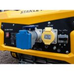 Stanley 2400W Dual Voltage Generator (SG400) - Image 5