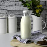 Tallo Glass Bottle Fridge Water Juice Storage Serving Carafe Decanter 1 Litre - Image 5