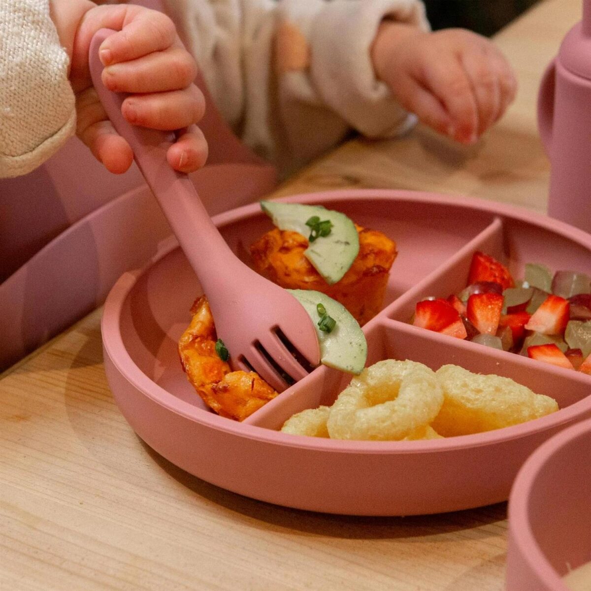 Tiny Dining Dusty Ro b4d0b58799015f61aeec204651fc8bbc