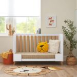 Tutti Bambini Fika Mini Cot Bed with Sprung Mattress, White and Light Oak - Image 3