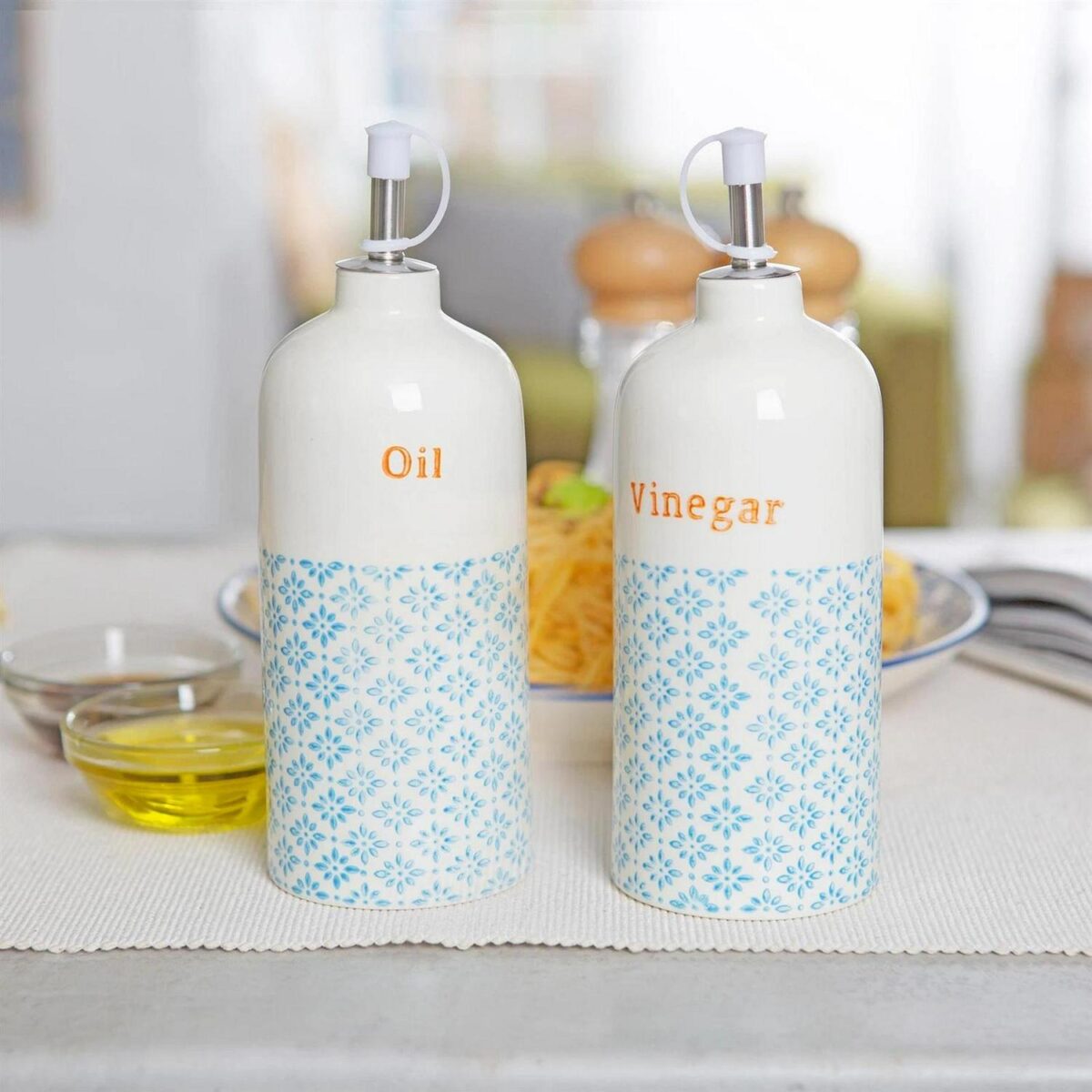 Vinegar and Olive Oi f948329cb4765b4f3433ad29f3319723