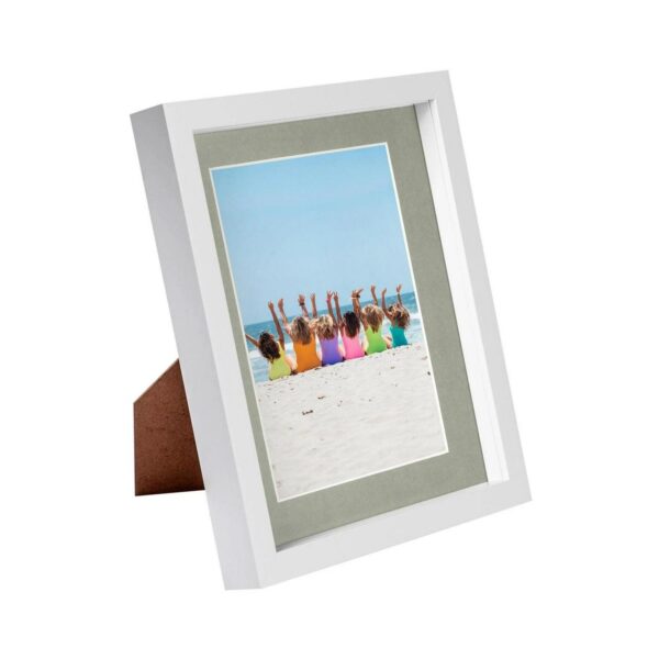 White 8 x 10 3D Box 1e041300153321641ea9c07c03bd69ae