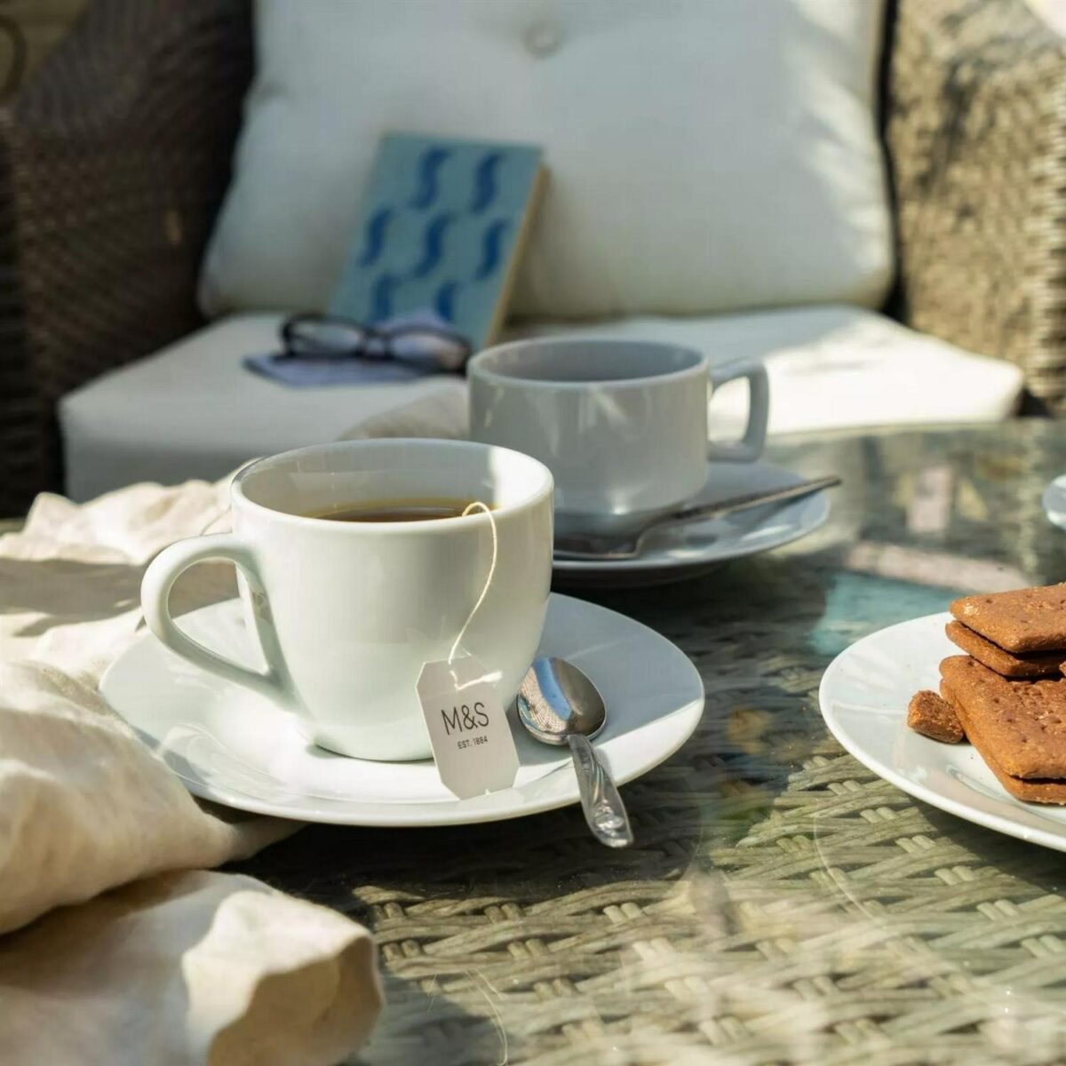 White Cappuccino Cup 9b844809b2c4bab799bf5a7c4e408ca4