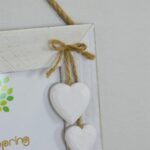 White Wooden Shabby Driftwood Triple Hanging White Hearts Photo Frame-6x4 x5 - Image 5