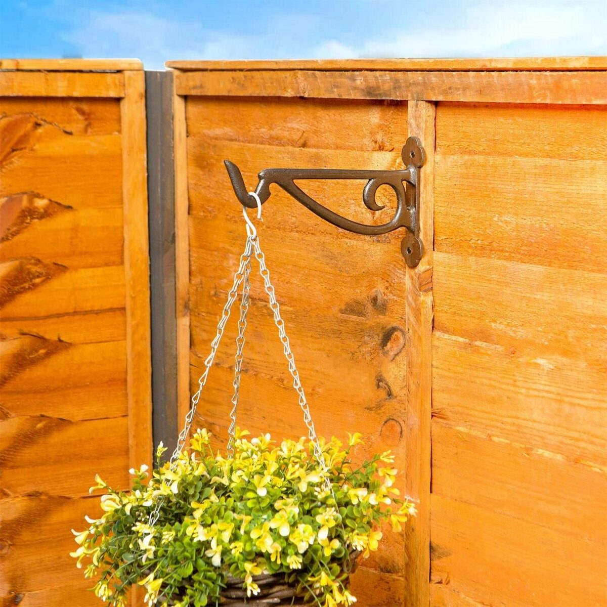 Wrought Iron Hanging 5482e8d5f460a96569b4406dd1274664
