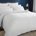 Boutique Living 400 Thread Count Egyptian Cotton 6 Piece Bed Set in White, King - Image 2